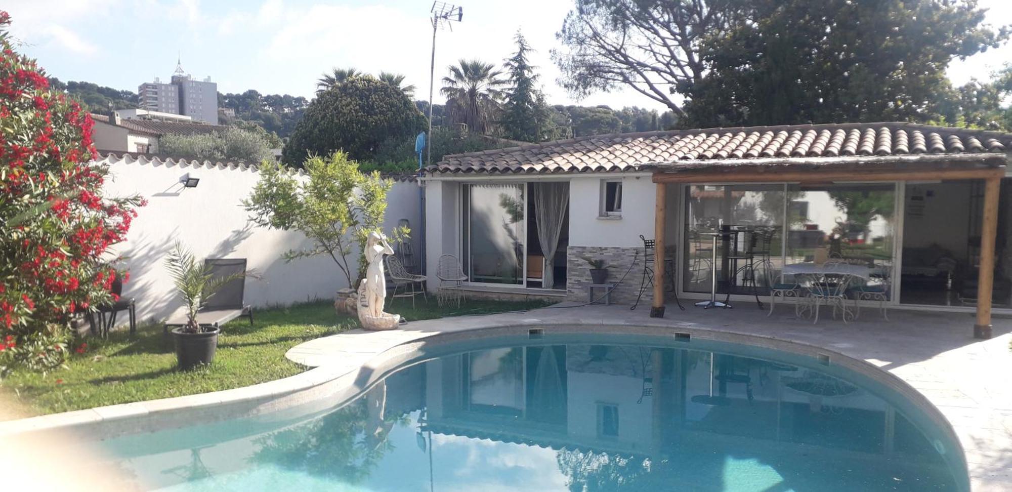 Logement Independant Au Calme Proche Toutes Commodites Et Transports Le Cannet Exterior photo